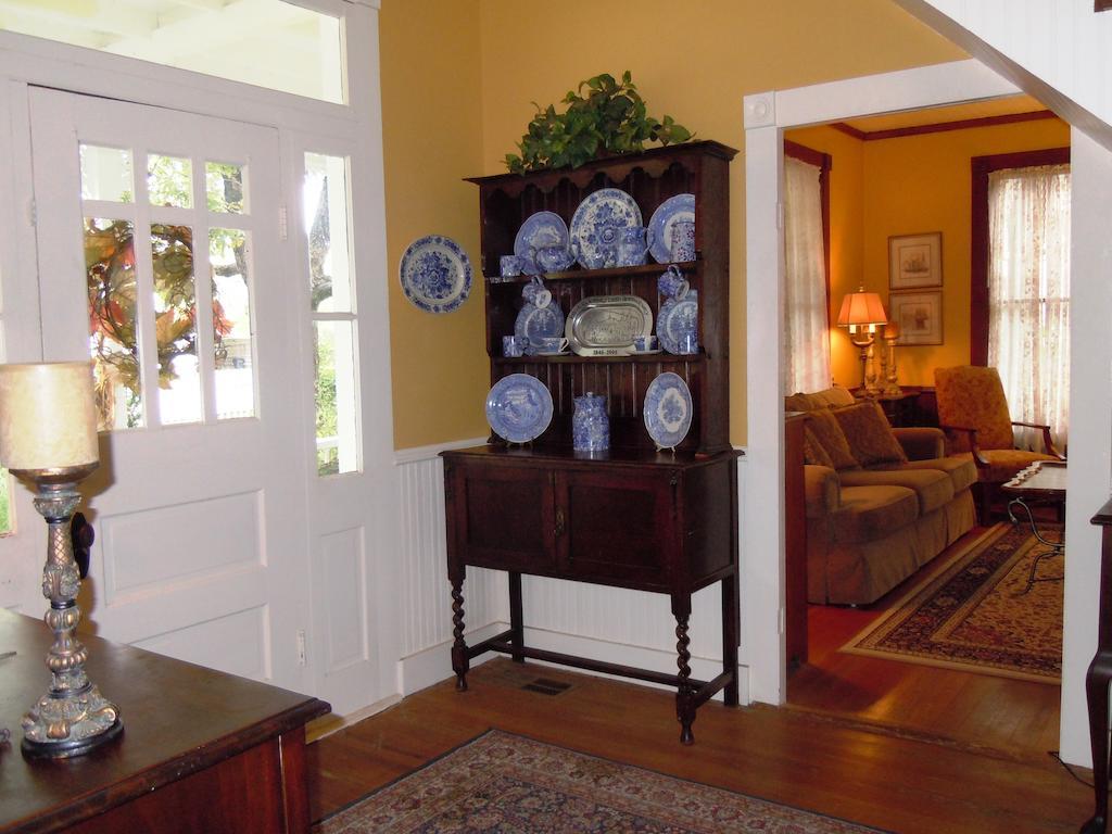 Bed and Breakfast Carriage House Fredericksburg Exterior foto