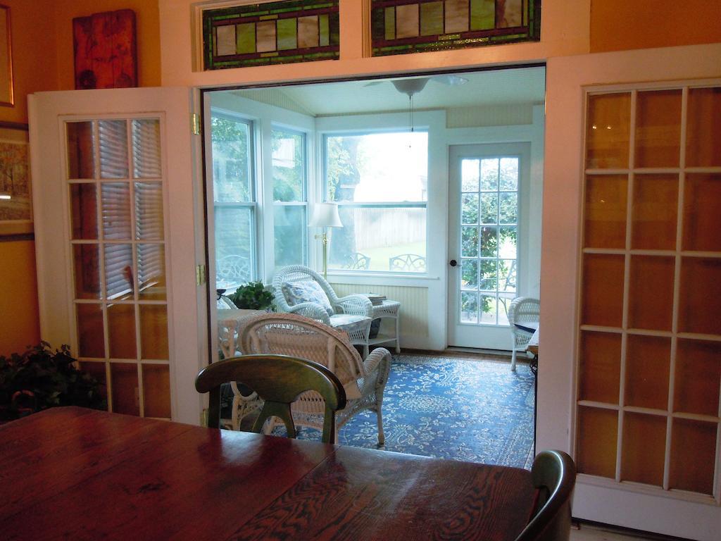 Bed and Breakfast Carriage House Fredericksburg Exterior foto